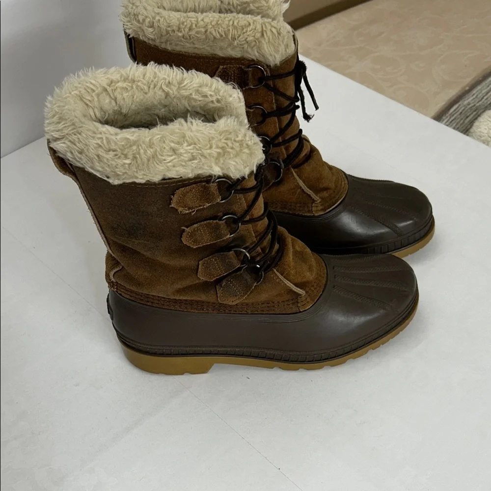 Women's Brown and Tan Winter Boots